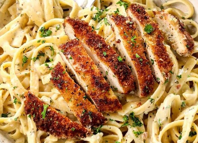 Easy Chicken Alfredo Recipe With Jar Sauce: A Family Favorite