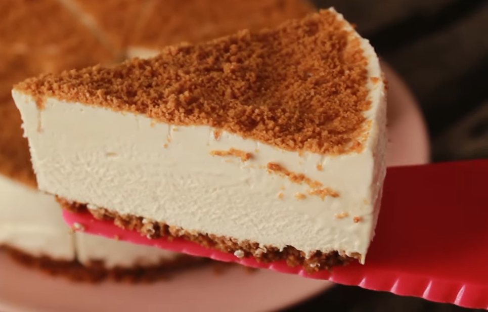 Easy Cheesecake Recipe (No-Bake & Foolproof!) 