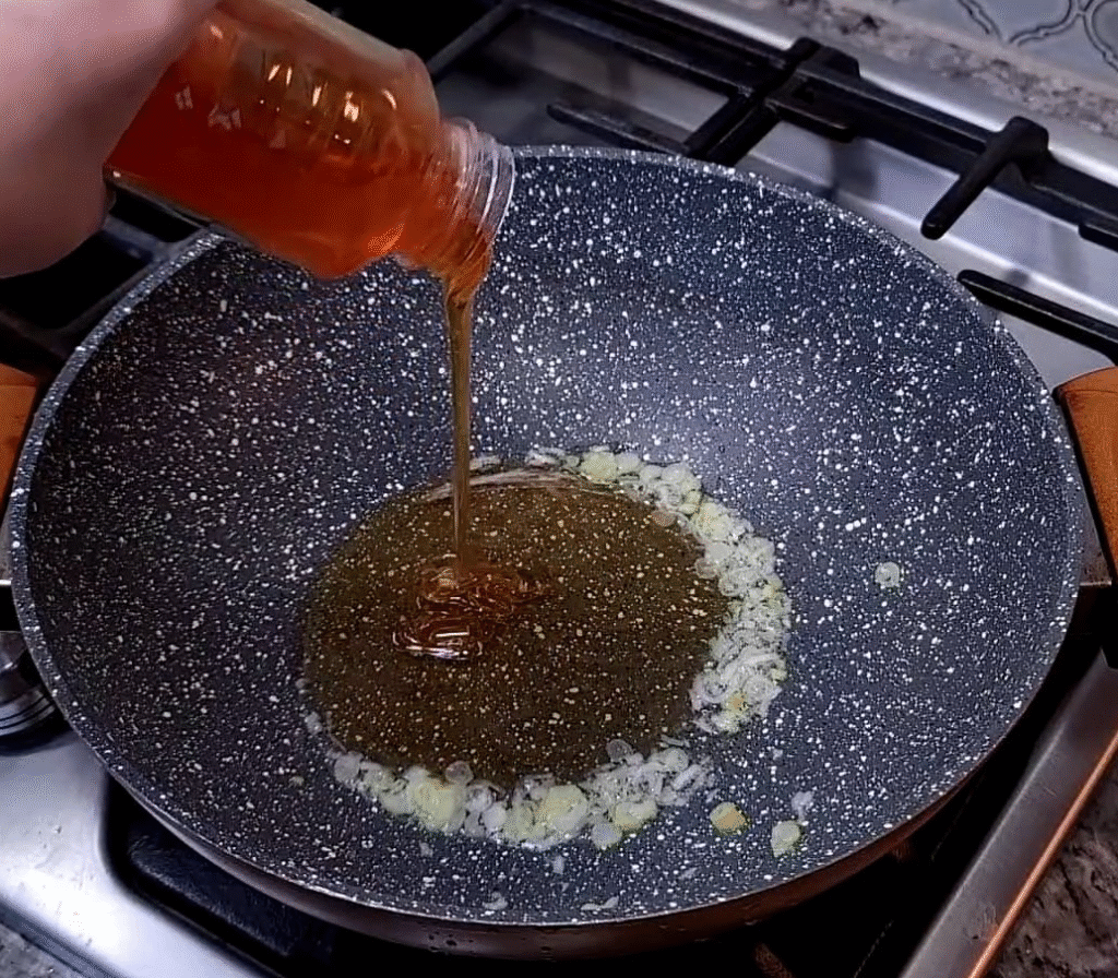 preparing honey sauce